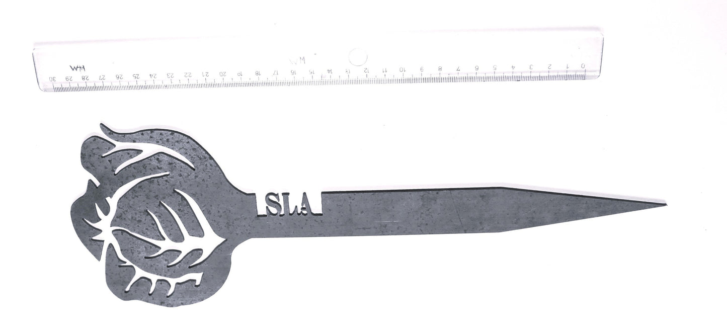 label met bovenaan een afbeelding "sla" op en aan de zijkant staat en de naam van de groente op bij deze staat "SLA"
