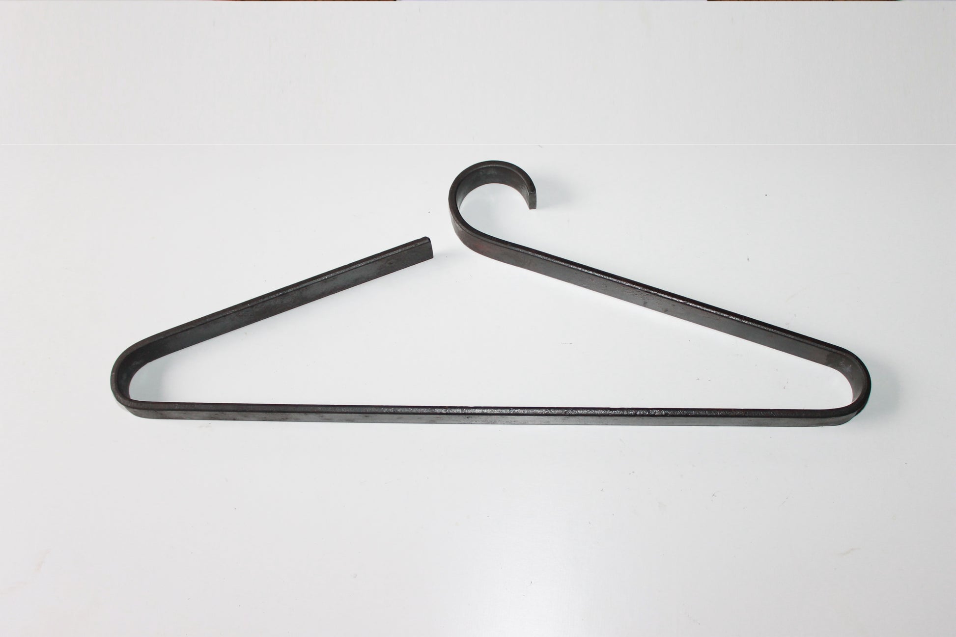 kleerhanger kapstok jasdrager smeedijzer