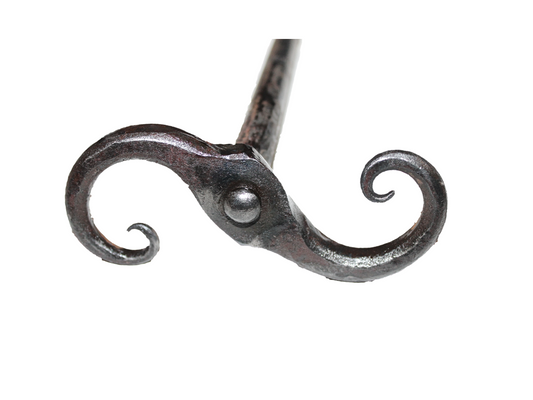 gesmeed volgens oud frans model voor gevel